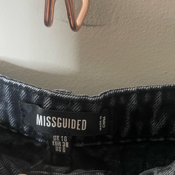 Missguided Black Mom High waisted Jeans Size 6 - Picture 3 of 6